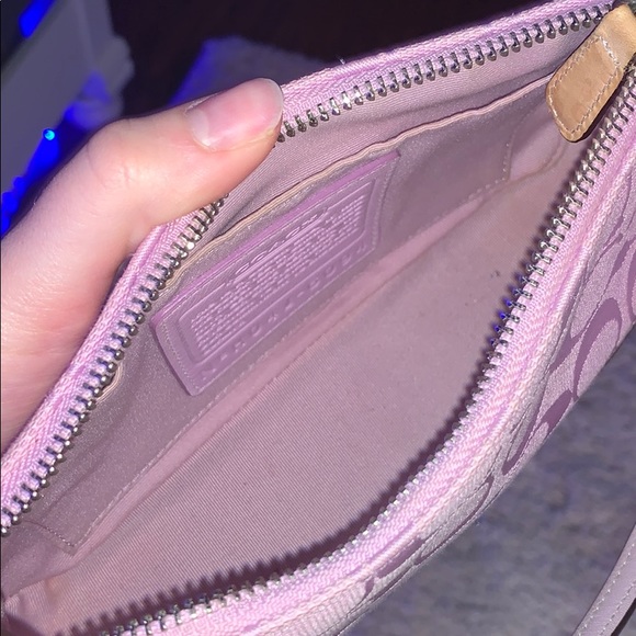 Pink Coach Shoulder Bag - Picture 3 of 5